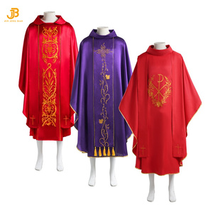Chasuble rouge et violette OEM, vêtements liturgiques, surplis, <span class=keywords><strong>soutane</strong></span>, vêtement <span class=keywords><strong>de</strong></span> <span class=keywords><strong>prêtre</strong></span> catholique <span class=keywords><strong>à</strong></span> <span class=keywords><strong>vendre</strong></span> - Product Image 1