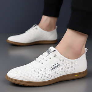 Chaussures bateau d'été pour hommes en cuir respirant, à lacets, avec doublure en maille, semelle extérieure en caoutchouc, blanches, décontractées, pour la conduite, avec logo sur le dessus - Product Image 2