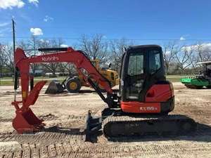 Mini-pelleteuse d'occasion Kubota d'origine japonaise Kx155-5 en stock de 5 tonnes Mini pelleteuse d'occasion de haute qualité avec bulldozer Machine à chenilles - Product Image 2