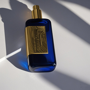 Lusso in rilievo Logo <span class=keywords><strong>Klein</strong></span> blu bottiglia di profumo e confezione con borsa - Product Image 1
