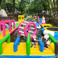 Parc aquatique gonflable géant en PVC et aire de jeux aquatique pour usage domestique, scolaire et commercial en extérieur