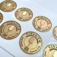 Étiquette adhésive en aluminium gaufré avec logo personnalisé imprimé en feuille d'or, autocollant gaufré en feuille d'or pour le cou de bouteille de vin