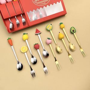 ชุดช้อนส้อมการ์ตูน 6 ชิ้น สีทอง ซิลิโคน ช้อนสแตนเลส พร้อมกล่องของขวัญ - Product Image 2