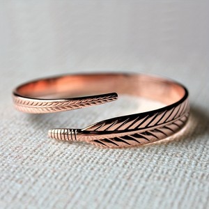 Elegant and retro leaf pattern <b>copper</b> bracelet European and American style antique bronze <b>bangle</b> suitable for everyday wear an - Product Image 2