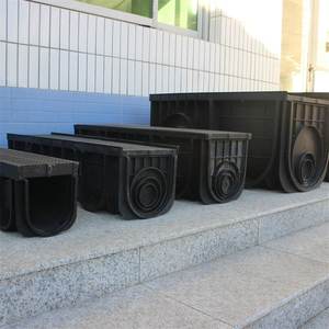 Canale di scarico sotterraneo in plastica moderna per esterni - Product Image 6