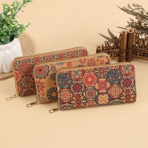 Nouveau <span class=keywords><strong>Portefeuille</strong></span> Long <span class=keywords><strong>Femme</strong></span> 2026 Tendance Minimaliste à Motifs, Sac Téléphone à Fermeture Éclair Unique, <span class=keywords><strong>Porte</strong></span>-Monnaie Portable pour <span class=keywords><strong>Chéquier</strong></span>, Vente en Gros - Product Image 4