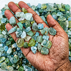 Cristales de Aguamarina Natural en Bruto, Estilo Verde Azulado, Gemas Sueltas al por Mayor - Product Image 1
