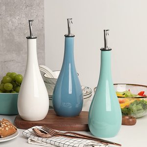 Bình Đựng Dầu Ô Liu Màu Trắng Ăn Được Bằng Gốm Bình Đựng Dầu Và Giấm Kèm Vòi Rót Kim Loại - Product Image 1