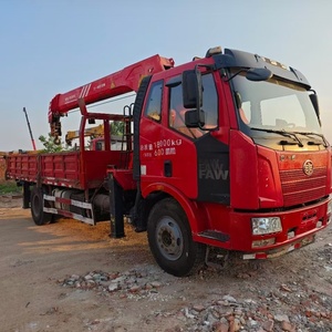 Camión Grúa Usado 2018 4x2 con Caja de Carga de 5.7m, Capacidad de Elevación de 10 Toneladas, Brazo Recto de 5 Secciones, para Instalación de Equipos y Negocios de <span class=keywords><strong>Alquiler</strong></span> - Product Image 1