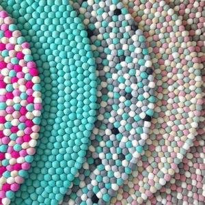 Tapis Rectangle en Feutre de Laine Noué à la Main avec Design Tibétain Couleur Personnalisée - Product Image 6