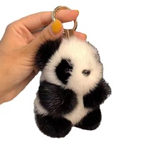 M Creative Mignon et Délicat Porte-clés Léger en Peluche Panda Rouge Haut de Gamme, Ornement de Sac, Cadeau d'Anniversaire pour Influenceurs