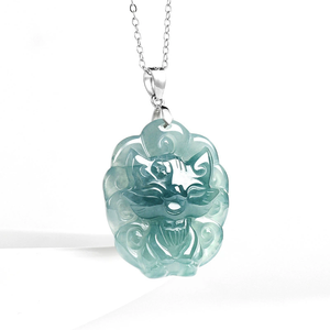 Pendentif en jade de qualité glace, motif renard à neuf queues, émeraude naturelle véritable bleu eau, en argent S925, avec design féminin - Product Image 3