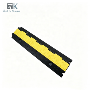 Rampe à câbles à prix d'usine, durable, portable, en caoutchouc, pour routes et allées - Product Image 1
