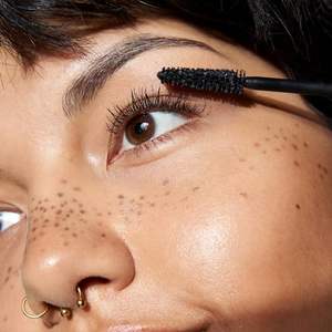 Esencia |   Máscara de Pestañas con Efecto de Pestañas Postizas Lash <span class=keywords><strong>Princess</strong></span> |   Voluminizador y Alargador |   Libre de crueldad animal y libre de parabenos - Product Image 5