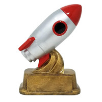 Trophée fusée en résine WEIVISTA – Conception créative, fabrication sur mesure en usine
