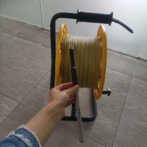 Sondeur <span class=keywords><strong>de</strong></span> profondeur <span class=keywords><strong>de</strong></span> puits portable 200m avec buzzer 9V, <span class=keywords><strong>mesureur</strong></span> <span class=keywords><strong>de</strong></span> niveau d'eau pour forage et surveillance <span class=keywords><strong>de</strong></span> chantier - Product Image 3
