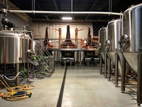 Ensemble complet d'équipements de distillerie DYE pour la production de whisky - De la fermentation à la distillation pour les spiritueux de whisky