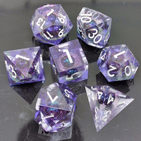 Dés en résine artisanaux bleus en forme de poisson et de dragon, à noyau liquide, polyédriques à bords tranchants, compatibles avec les jeux de rôle D&D