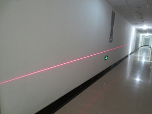 FU635LC10-BD40 40x110 Mét 3-5vdc 635nm <10mW Laser màu đỏ Diode mô-đun dòng + tóc chéo laser chiếu đèn ánh sáng - Product Image 5
