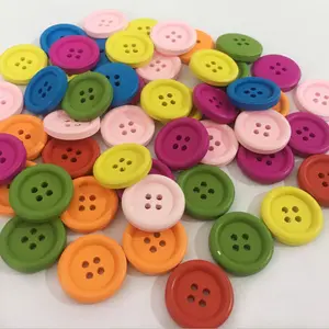 Bottoni rotondi in legno colorati a 4 fori in stile semplice da 20mm per borsa per vestiti