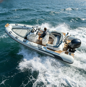 Bateau pneumatique rigide Hypalon de 5,8 m (20 pieds) de conception européenne à vendre - Product Image 3