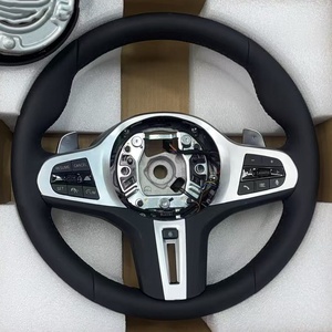 Volante de Cuero Calefactable Personalizado para <span class=keywords><strong>BMW</strong></span> 340i F10 X3 F25 X5 G05 G01 G20 G42 G30 G42 G82 F32 F30 F82 F90 M3 G80 - Product Image 1