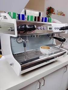 Café <span class=keywords><strong>expresso</strong></span> un café automatique infuse en forçant la <span class=keywords><strong>machine</strong></span> à <span class=keywords><strong>expresso</strong></span> <span class=keywords><strong>Machine</strong></span> à cappuccino Cafetière en gros à vendre - Product Image 5