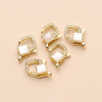 Fermoirs en laiton plaqué or 18 carats avec zircon et coquille blanche pour la fabrication de bijoux (bracelets et colliers)