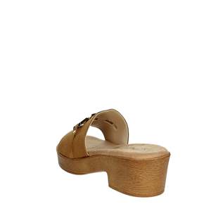 Cinzia Soft Sandales à talons compensés en cuir pour femme NG8977 - Product Image 1