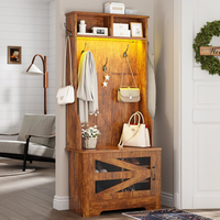 Armoire d'entrée de style ferme 5 en 1 avec rangement à chaussures, banc d'entrée avec éclairage LED et crochets pour manteaux