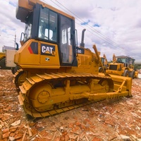 Bulldozer Crawler CAT D6G2 Bekas Asli 17 Ton Hidrolik untuk Pekerjaan Pemindahan Tanah di Tempat Pembuangan Sampah