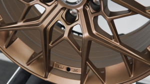 Jantes de voiture en aluminium bronze à rayons creux de 17, 18, 19, 20 pouces, fabriquées par Flow Forming, pour BMW, <span class=keywords><strong>Audi</strong></span> <span class=keywords><strong>RS</strong></span>, Tesla Model Y - Product Image 5