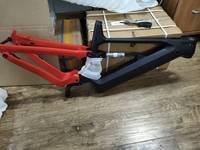 Cadre de vélo électrique en carbone Dengfu E82 2026 à suspension intégrale avec écran intégré et dropout UDH pour moteur central Bafang M510 M560