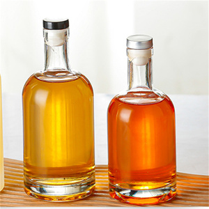Benutzer definierte Flint Clear Round Klassische Leere Brandy <span class=keywords><strong>Gin</strong></span> Rum Wodka Glasflasche mit Korks topfen - Product Image 1
