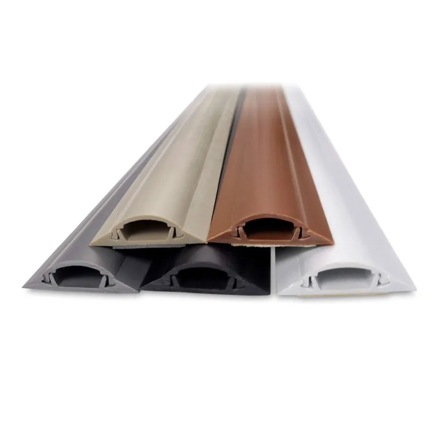 Nouveau design de goulottes de sol en PVC ignifugées personnalisées de tailles différentes