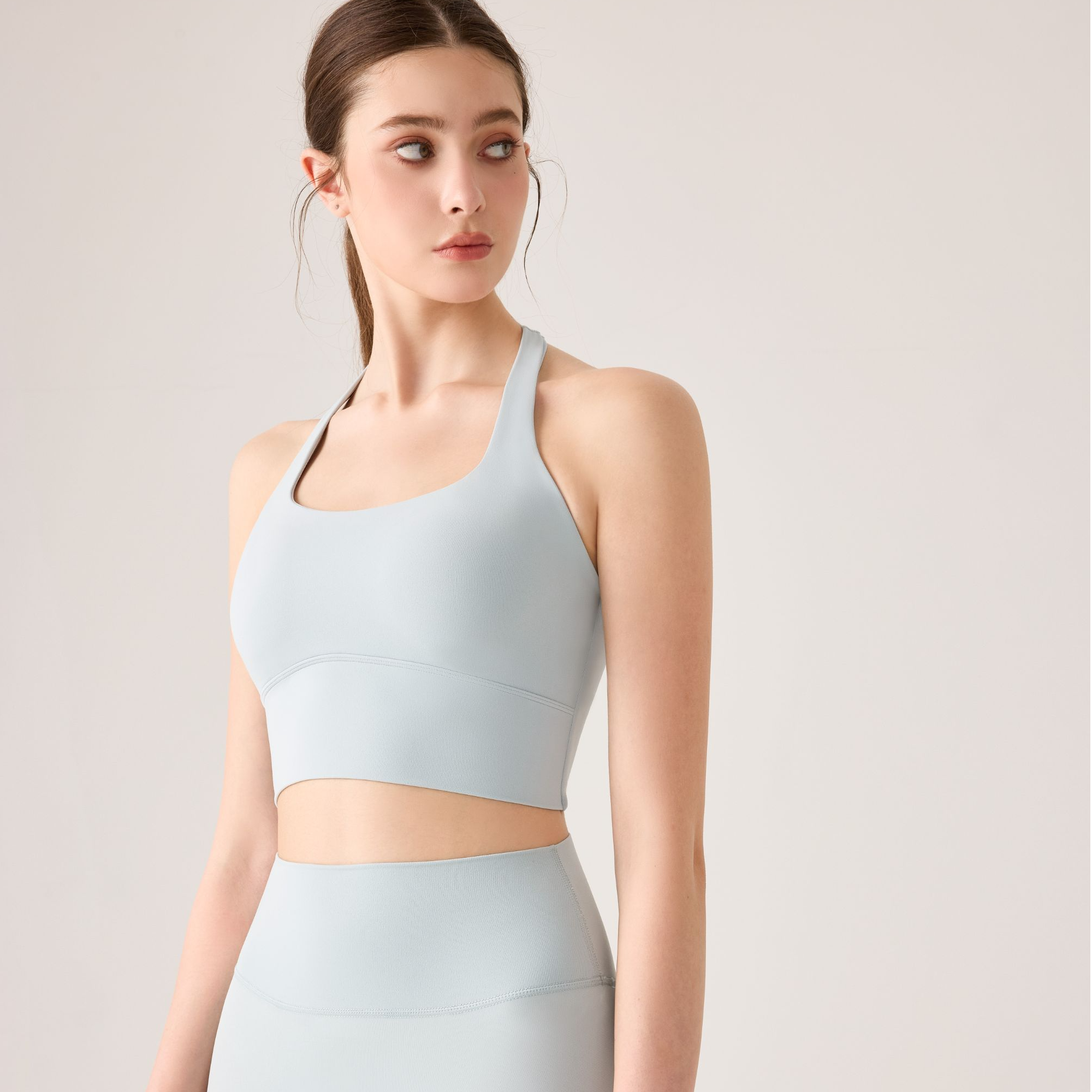 Women's High-elastic Slim-fitting Breathable Yoga Sports Top with Large Back Exposure Twisted Knot Racerback and High Support