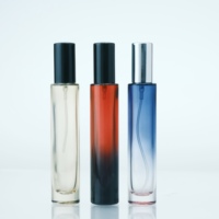 Botol parfum kaca bagian bawah tebal mewah Model kaca persegi CS 15ml botol parfum Mini Portabel Pria Wanita semprot Roll-on Logo khusus
