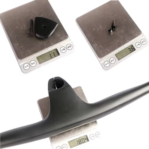 <span class=keywords><strong>Manillar</strong></span> Integrado Ultraligero y Duradero <span class=keywords><strong>de</strong></span> Fibra <span class=keywords><strong>de</strong></span> Carbono con Taladro <span class=keywords><strong>de</strong></span> 300g para Bicicletas <span class=keywords><strong>de</strong></span> <span class=keywords><strong>Carretera</strong></span> y Montaña - Product Image 4