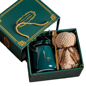 Set Regalo Personalizzati all'Ingrosso con Logo per Matrimoni e Compleanni per Donne, per San Valentino e Natale, Bomboniere e Regali Personalizzati per Matrimoni - Product Image 1