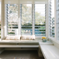 Fenêtres à persiennes en verre trempé personnalisées Volets en verre à courants d'air réglables en aluminium Fenêtre pour appartement villa à vendre