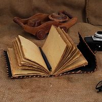 Carnet de notes vintage en cuir avec motif Troisième Œil et bords festonnés, idéal comme livre de sorts Hocus Pocus, cadeau ou décoration d'Halloween