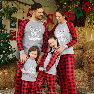 Penjualan langsung pabrik grosir piyama natal Fashion setelan warna yang cocok Set piyama Natal keluarga rusa lucu - Product Image 2
