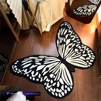 Tapis décoratif en forme de papillon, antidérapant, pliable, pour chevet, tapis décoratif irrégulier pour baie vitrée, résistant aux taches et lavable