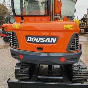 Excavatrice d'occasion haute performance coréenne Doosan DX55 Mini pelle sur chenilles DX60 DX65 DX75 DX80 avec composants de base en vente bon marché - Product Image 2
