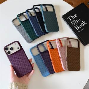 Funda de Teléfono con Textura de Cuero TPU Suave y Tejido Tecnológico para iPhone 18 17 16 15 Pro Max, con Disipación de Calor y Protección Contra Impactos - Product Image 1