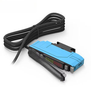 Capteur optique numérique avec plage de tension allant de 12 à 24 V et sortie analogique allant de 0 à 5 V. Capteur à fibre optique. - Product Image 3