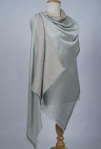 Étole Réversible de Luxe pour Femme en Zari, Douce, Bicolore, Designer, Châle Élégant et Léger, Accessoire de Mode, Fournisseur en Gros - Product Image 5