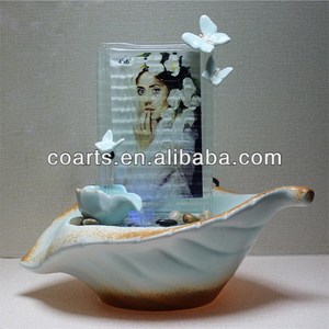 Fuente de agua de poliresina con luz LED - Product Image 3