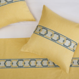 Literie d'hôtel Taitang en gros, ensemble <span class=keywords><strong>de</strong></span> couvre-<span class=keywords><strong>lit</strong></span> king size et queen size, <span class=keywords><strong>jeté</strong></span> <span class=keywords><strong>de</strong></span> <span class=keywords><strong>lit</strong></span> - Product Image 5