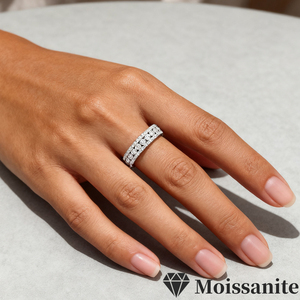 Anillo <span class=keywords><strong>de</strong></span> Moissanita LINNA <span class=keywords><strong>de</strong></span> 0.55 CTW con Pavé <span class=keywords><strong>de</strong></span> Clústeres <span class=keywords><strong>de</strong></span> Media Eternidad, Plata <span class=keywords><strong>de</strong></span> Ley 925, Certificado GRA, Delicado y Apilable, para Boda - Product Image 6